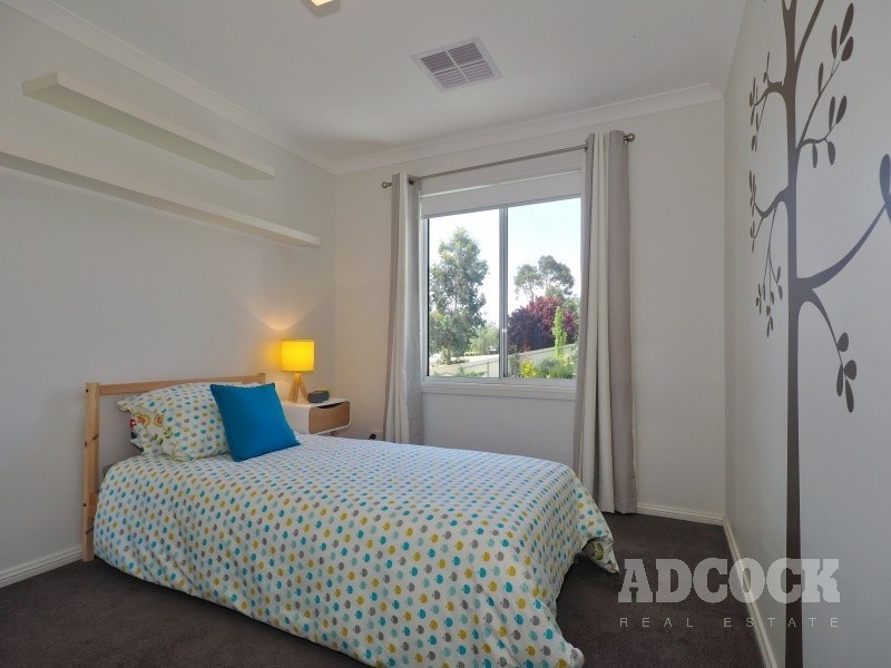 43 St Marks Drive, Woodside SA 5244