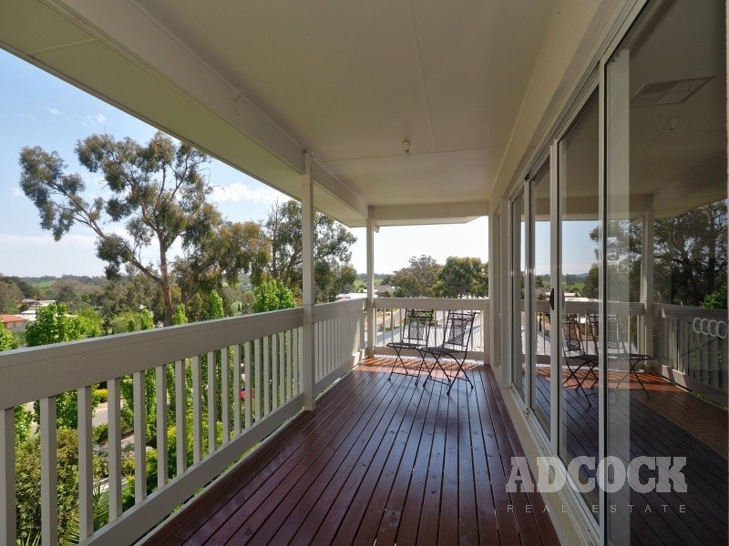 43 St Marks Drive, Woodside SA 5244