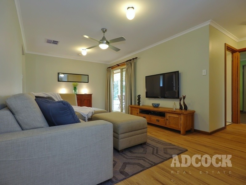 16 Symonds Drive, Mount Barker SA 5251