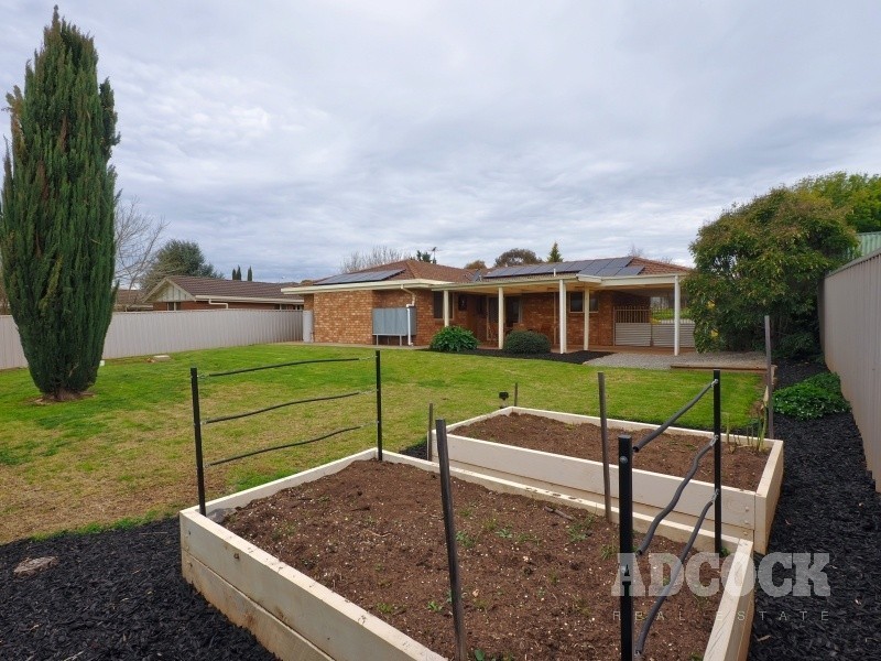 16 Symonds Drive, Mount Barker SA 5251