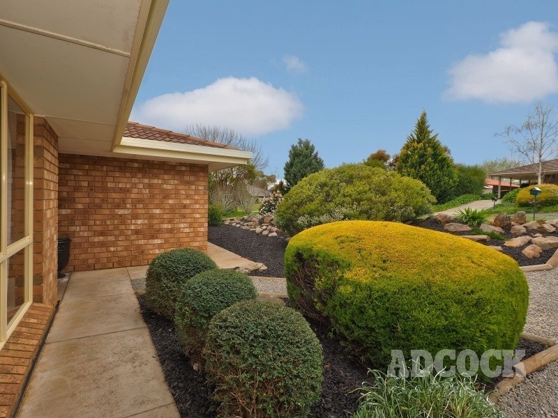 16 Symonds Drive, Mount Barker SA 5251