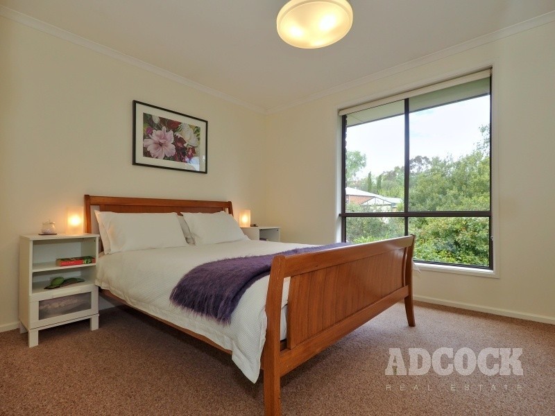 17 Jacaranda Drive, Woodside SA 5244