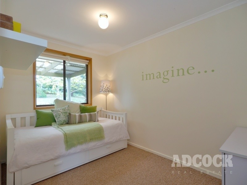 17 Jacaranda Drive, Woodside SA 5244