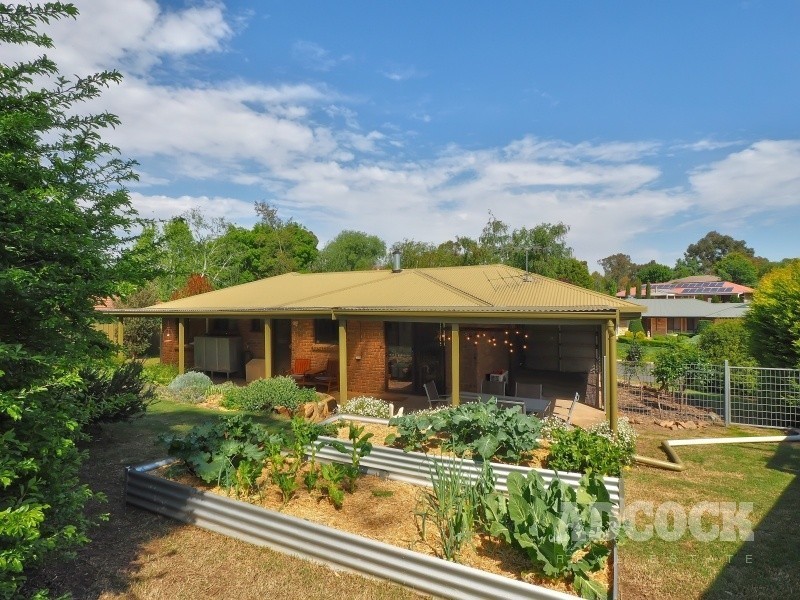 17 Jacaranda Drive, Woodside SA 5244