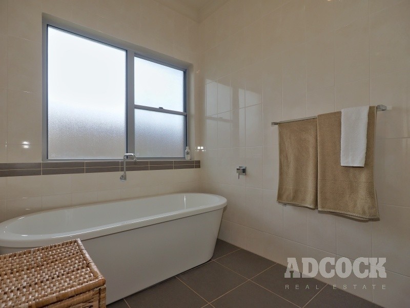 3 Robert Street, Woodside SA 5244