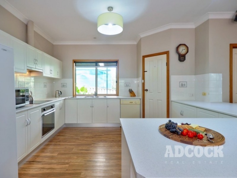 31 St James Drive, Littlehampton SA 5250