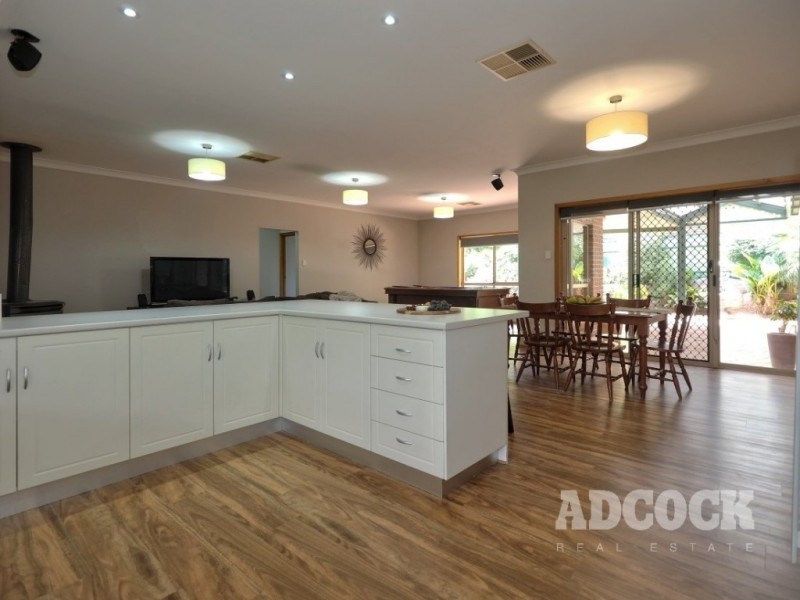 31 St James Drive, Littlehampton SA 5250