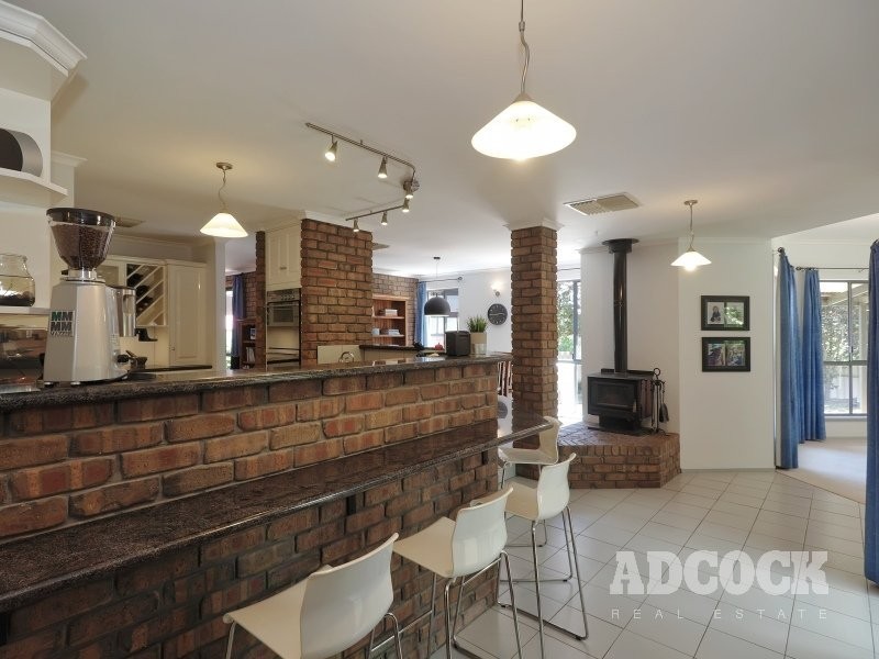 4 Honeysuckle Drive, Woodside SA 5244