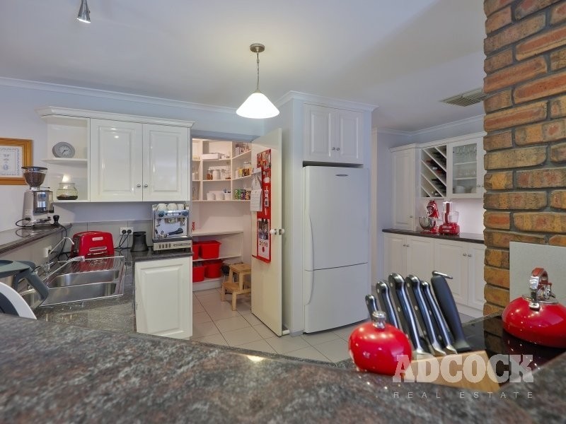 4 Honeysuckle Drive, Woodside SA 5244