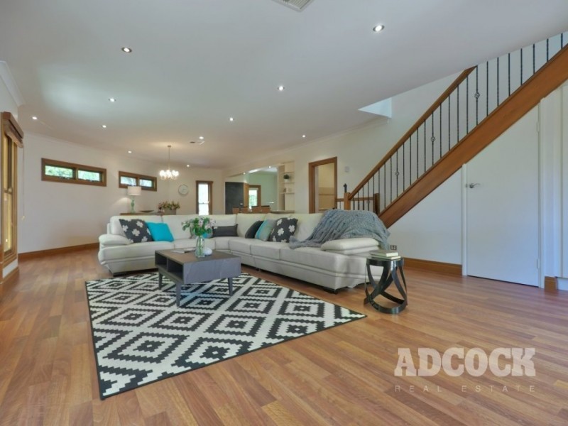 6 Pike Street, Oakbank SA 5243