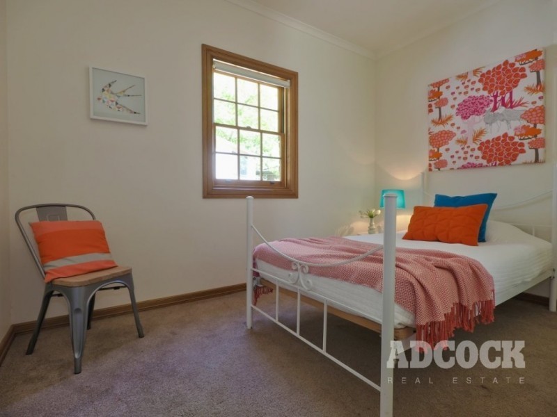 6 Pike Street, Oakbank SA 5243