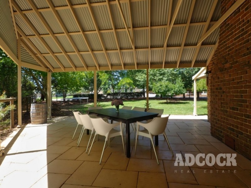 6 Pike Street, Oakbank SA 5243