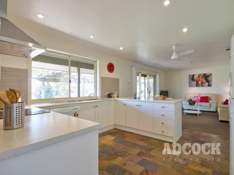 4 Dairy Court, Blakiston SA 5250