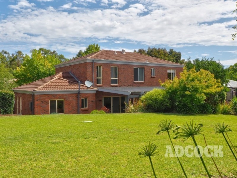 16 Nightingale Court, Oakbank SA 5243