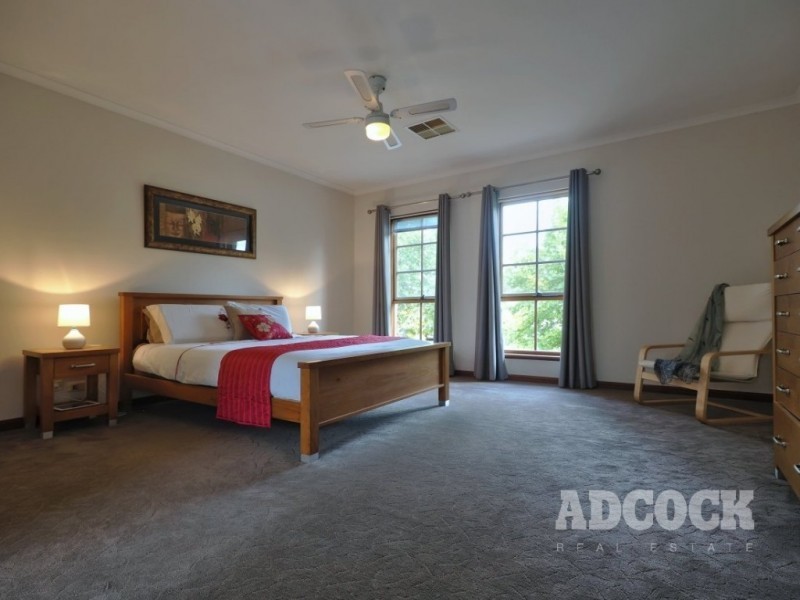 16 Nightingale Court, Oakbank SA 5243