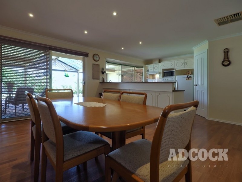 9 Sandalwood Drive, Woodside SA 5244