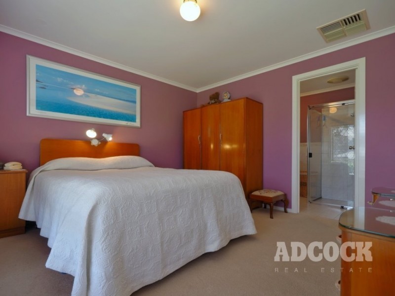 9 Sandalwood Drive, Woodside SA 5244