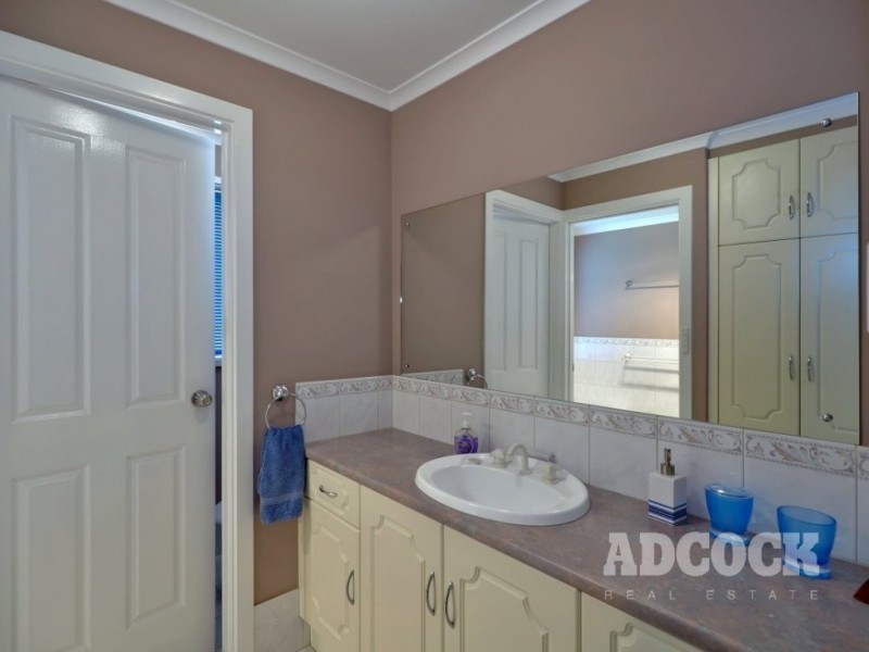 9 Sandalwood Drive, Woodside SA 5244