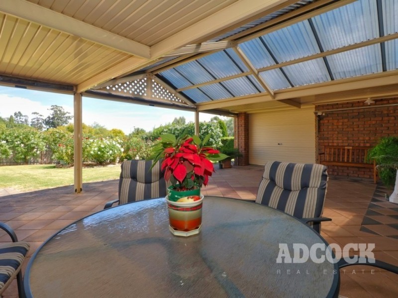 9 Sandalwood Drive, Woodside SA 5244