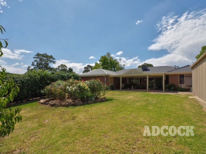 9 Sandalwood Drive, Woodside SA 5244