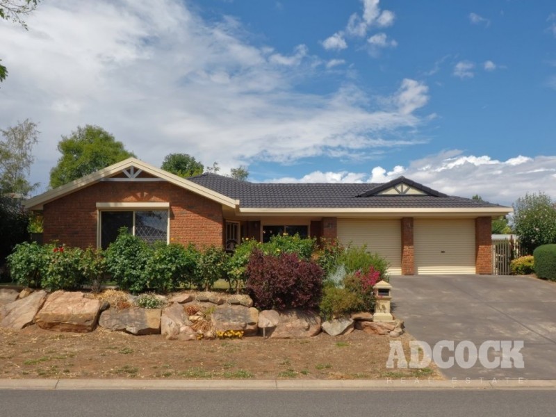 9 Sandalwood Drive, Woodside SA 5244