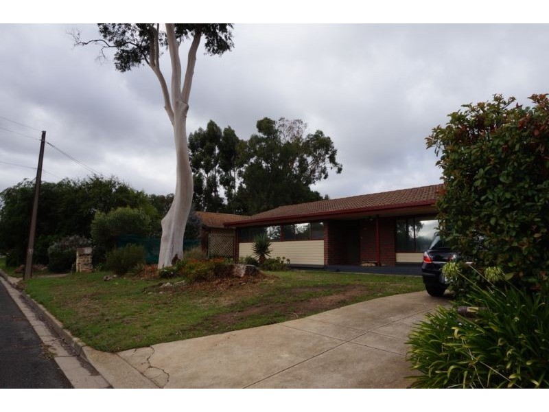 18 Wunderley Drive, Mount Barker SA 5251