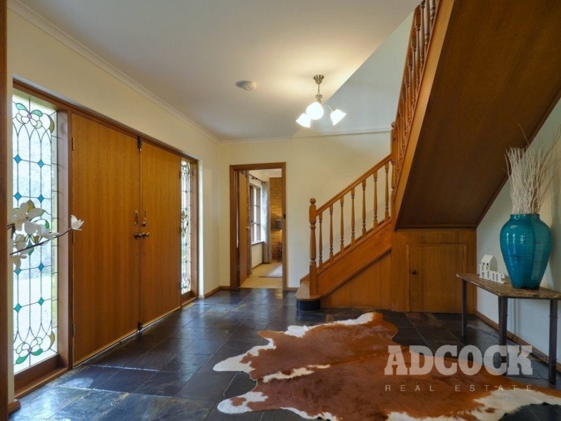 13 Millar Avenue, Crafers SA 5152