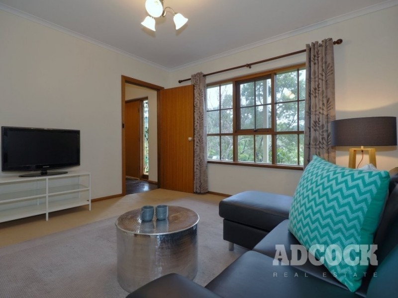 13 Millar Avenue, Crafers SA 5152