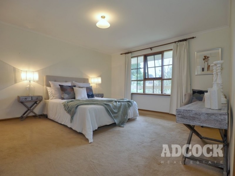 13 Millar Avenue, Crafers SA 5152