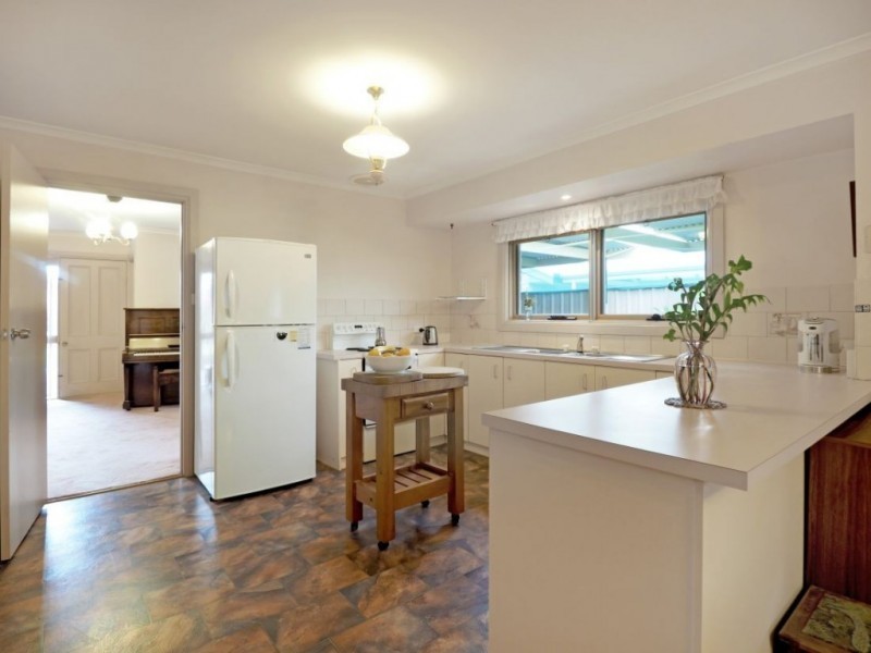 8 Valma Avenue, Hahndorf SA 5245