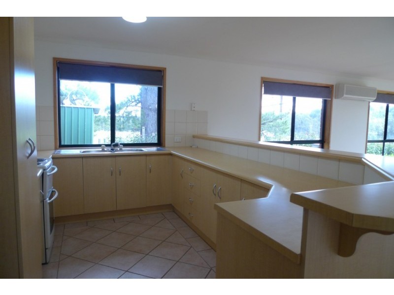 8 Golf Links Road, Lobethal SA 5241