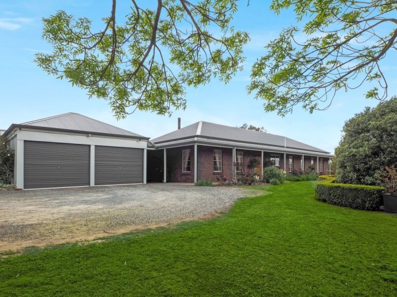 22 Haines Firetrack, Hahndorf SA 5245