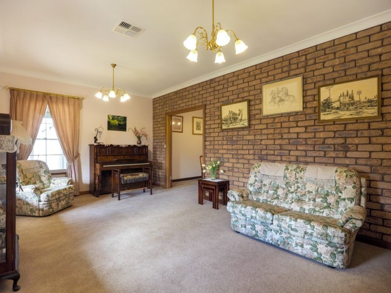 22 Haines Firetrack, Hahndorf SA 5245