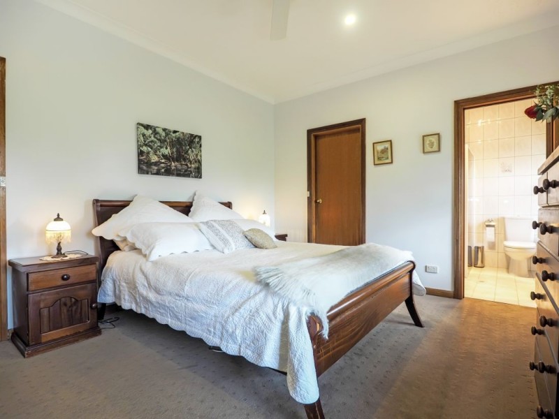 22 Haines Firetrack, Hahndorf SA 5245