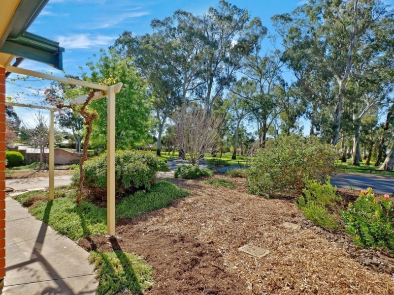 107 Hurling Drive, Mount Barker SA 5251