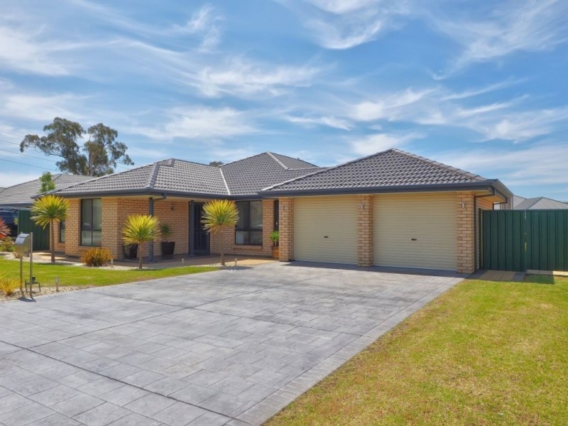4 Creekside Grove, Mount Barker SA 5251
