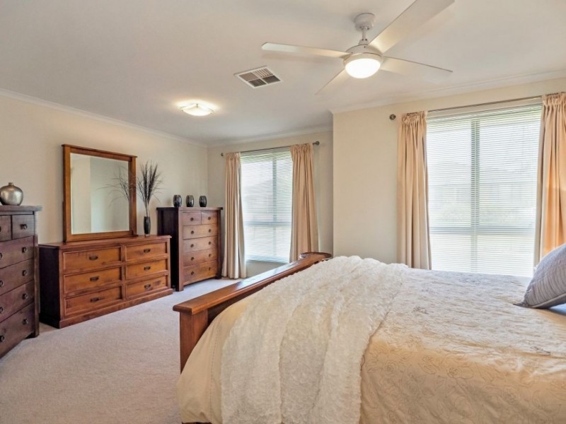 4 Creekside Grove, Mount Barker SA 5251