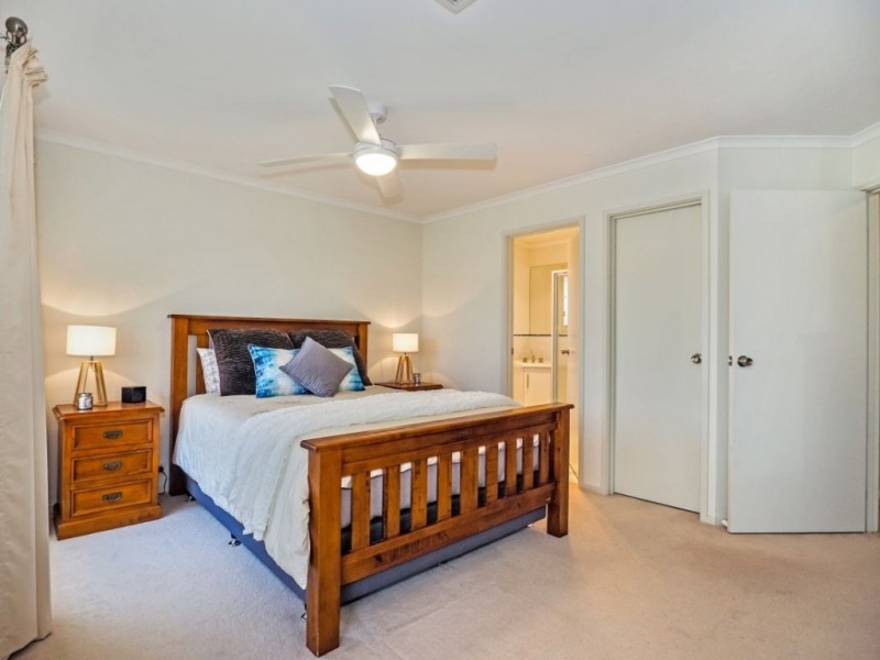 4 Creekside Grove, Mount Barker SA 5251