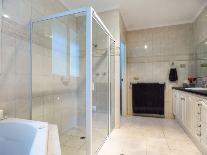 1 Turnbull Court, Woodside SA 5244