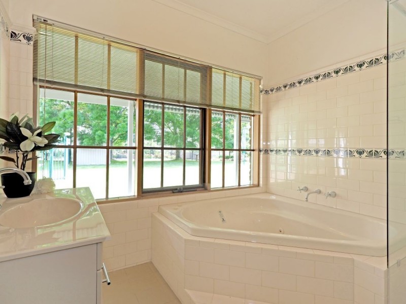 5 Nightingale Court, Oakbank SA 5243