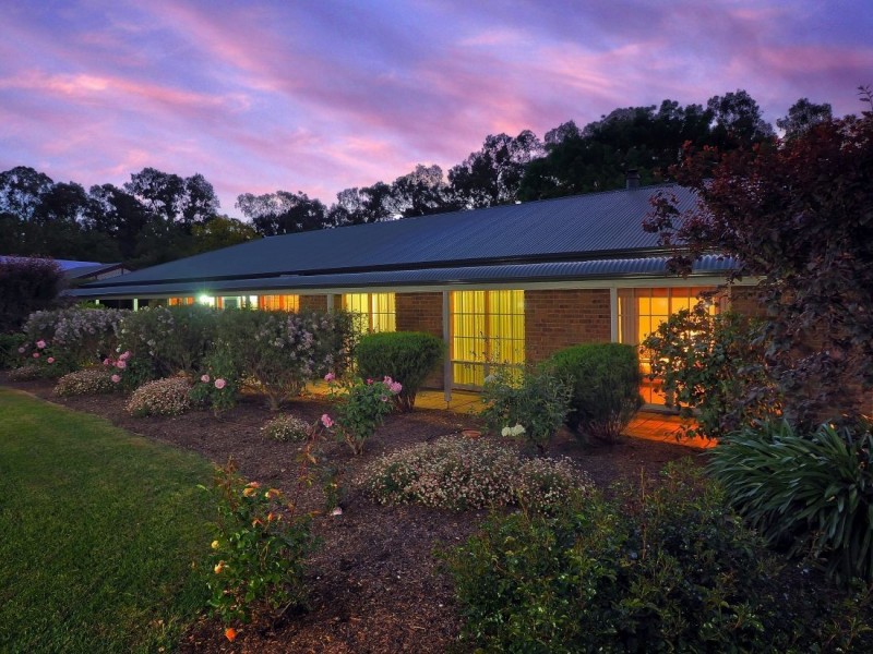 5 Nightingale Court, Oakbank SA 5243