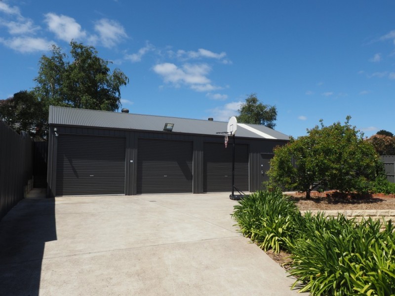 10 Thiele Grove, Hahndorf SA 5245