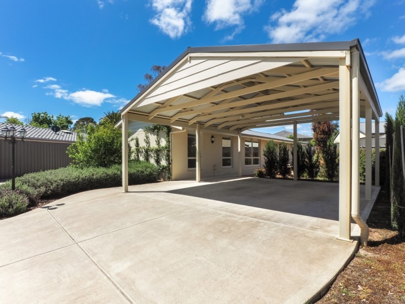 10 Thiele Grove, Hahndorf SA 5245