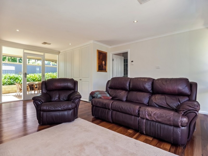 10 Thiele Grove, Hahndorf SA 5245