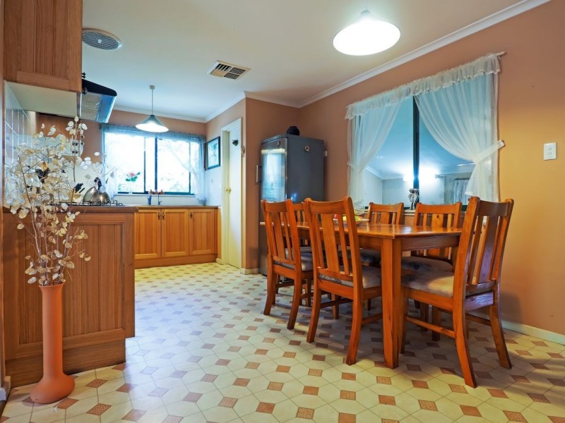 4 Church Road, Harrogate SA 5244