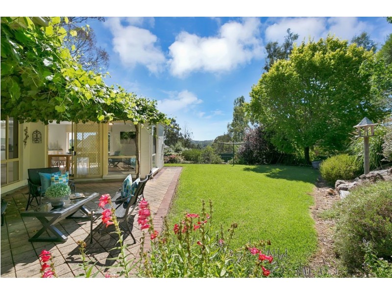 21 Hereford Avenue, Hahndorf SA 5245