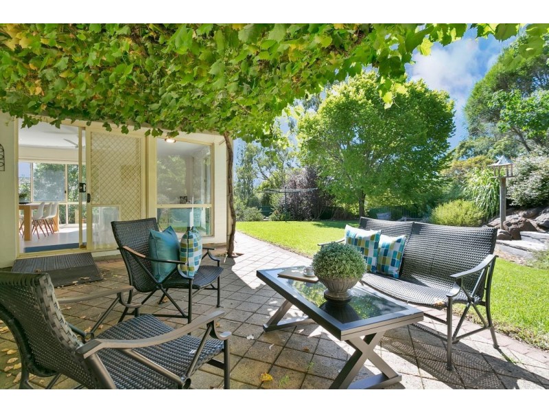 21 Hereford Avenue, Hahndorf SA 5245