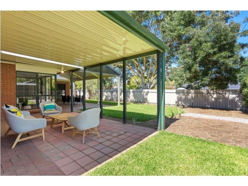 8 Birch Street, Oakbank SA 5243