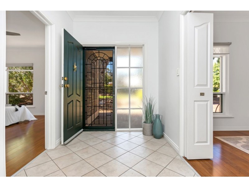 8 Birch Street, Oakbank SA 5243