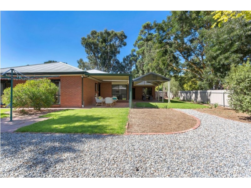 8 Birch Street, Oakbank SA 5243